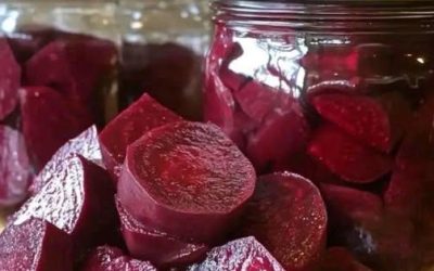 Domácí nakládaná řepa: Sladká, pikantní a plná chuti
