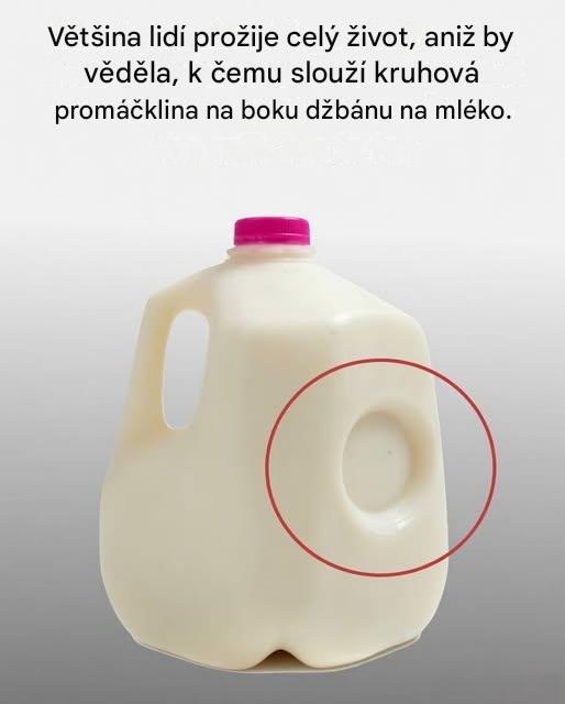 Skrytý účel té malé promáčkliny na vaší džbánku na mléko – a proč na ní záleží víc, než si myslíte