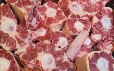Pomalu pečená rustikální pečeně s česnekem a bylinkami