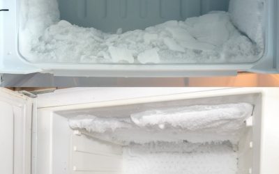 Tip pro odmrazování mrazničky: led zmizí sám od sebe, aniž byste ji museli odpojovat od zásuvky.